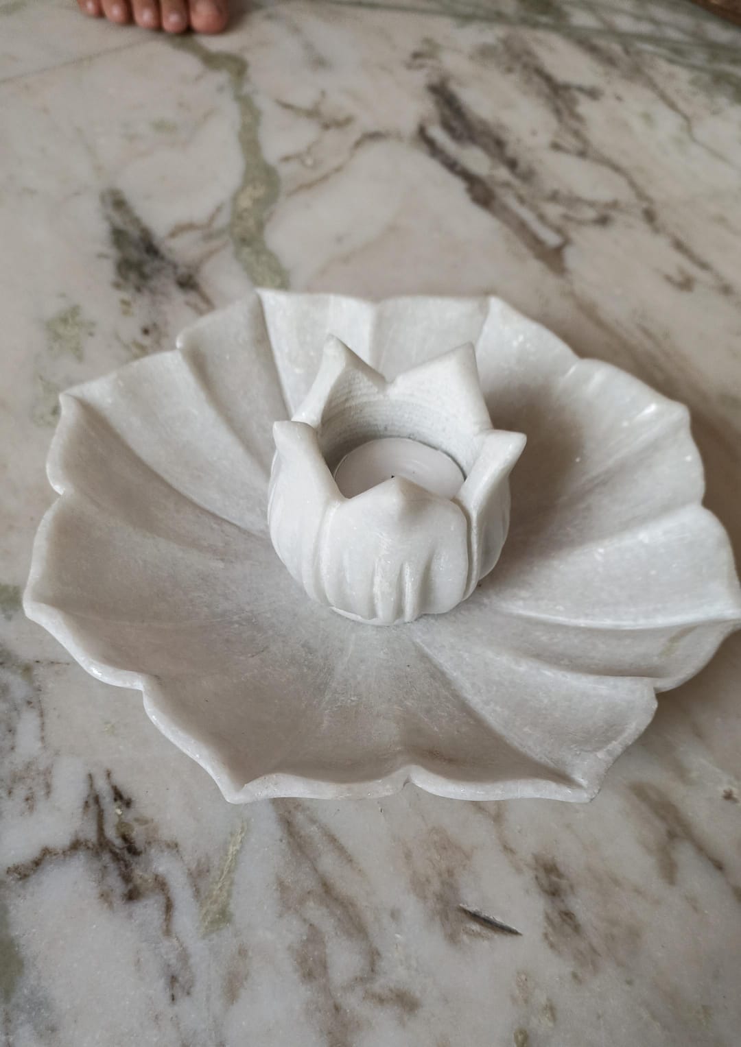 Marble Tea Light Holder With Urli 