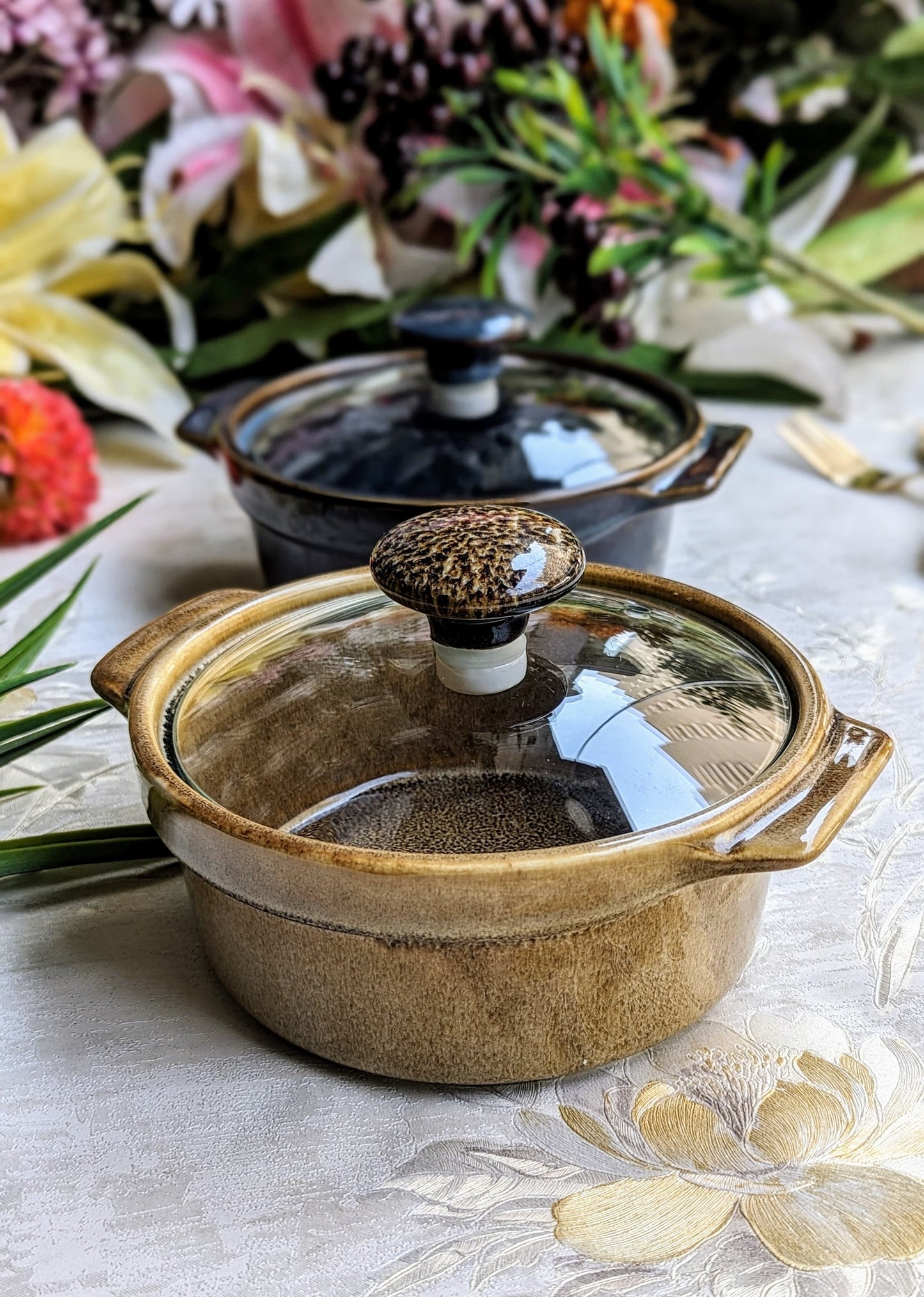  Stoneware Casserole