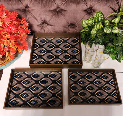 Exclusive Wooden Serving Tray (Set of 3)